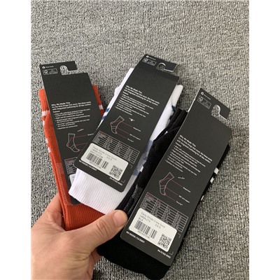 Высокие носки lululemon 35-38