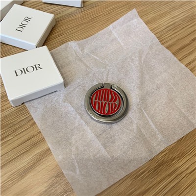 для телефона кольцо Dior