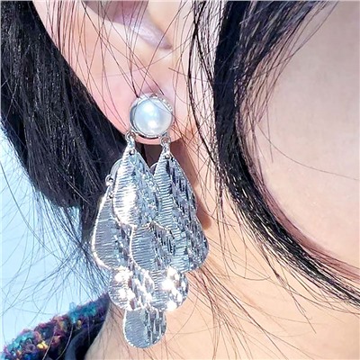 Серьги длинные на гвоздиках арт. 13 2923 (id 273071)
