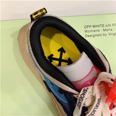 Кроссовки off-white