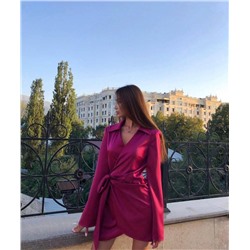 Платье атласное