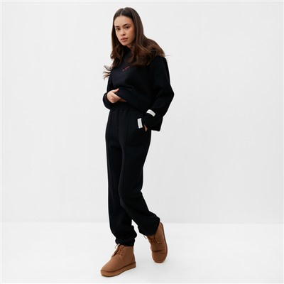 Джоггеры женские MIST Cozy style, чёрный, размер 50