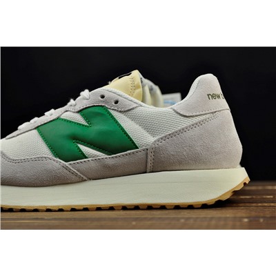 New Balaнce cl runner TM из натуральной замши и нейлона
