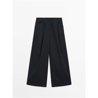 Pantalón popelín detalle pinzas