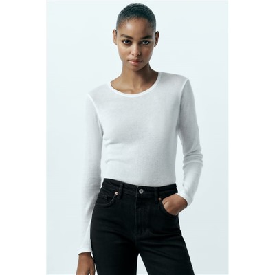 JEANS TRF CROPPED FLARE TIRO MEDIO