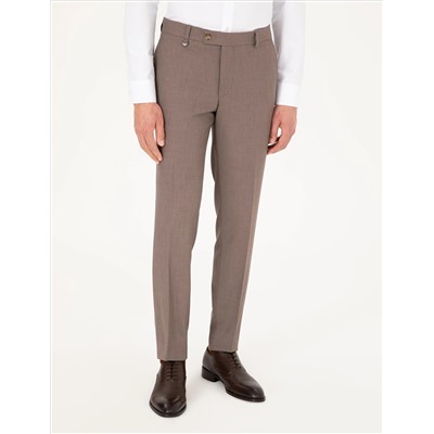 Светло -коричневый бывший. Тканевые штаны Slim Fit