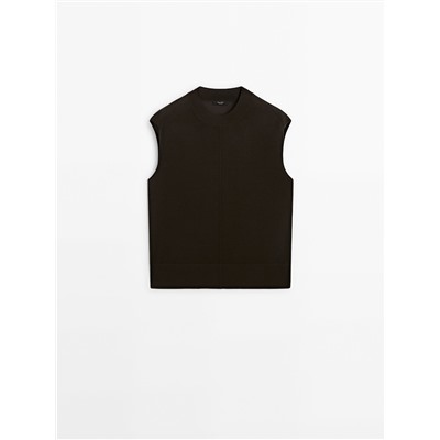 Top mezcla lyocell cuello subido