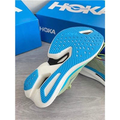 Кроссовки Hoka