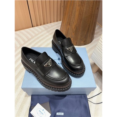 Лоферы prada