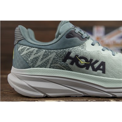 HOKA CHALLENGER ATR 7