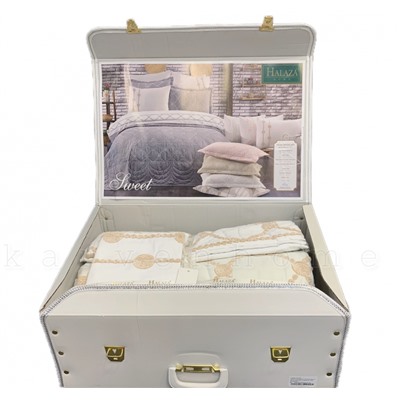 Комплект HALAZA SWEET (Покрывало+ наволочки) 240*250/50*70+5см(2)  евро Y 899 крем/бежевый (Акция)