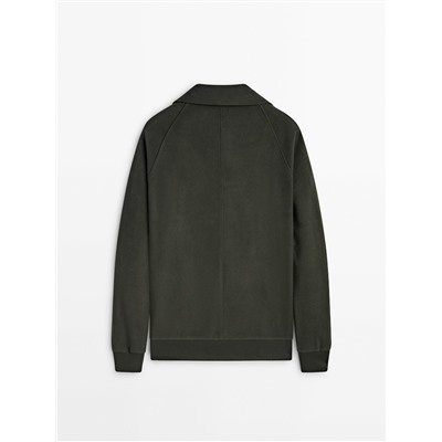 Sudadera cuello mock cremallera