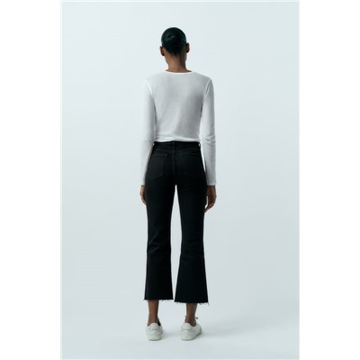 JEANS TRF CROPPED FLARE TIRO MEDIO