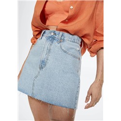Minifalda vaquera bajo deshilachado -  Mujer | MANGO OUTLET España