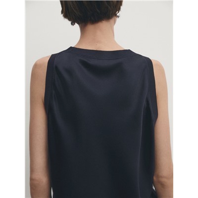 Top satinado detalle rib