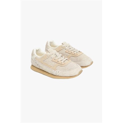 LTHR SNKRS 12