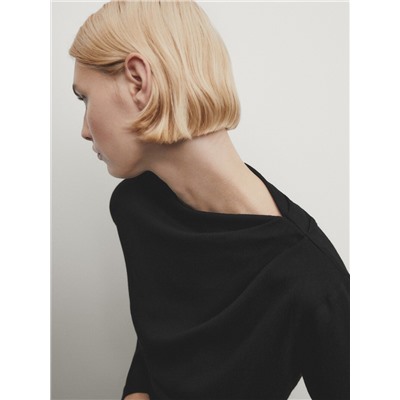 Blusa manga larga detalle drapeado