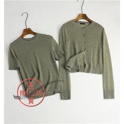 Кардиган и футболка из шерсти  Massimo Dutti  Экспорт