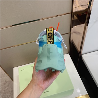 Кроссовки off-white