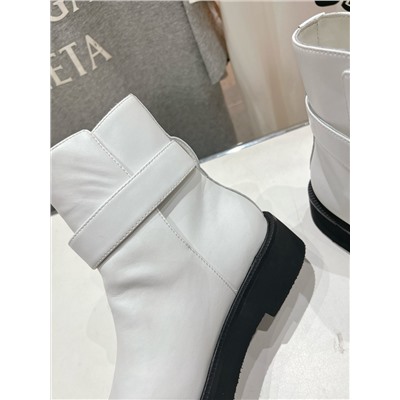 Короткие сапоги VALENTINO