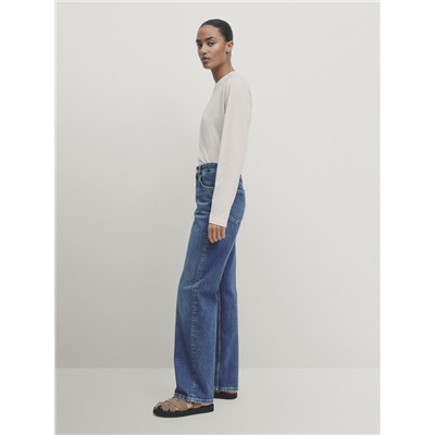 Jeans tiro medio corte recto full length