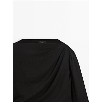 Blusa manga larga detalle drapeado