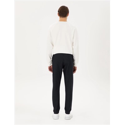 Navy Blue Slim Fit Trade Close Six