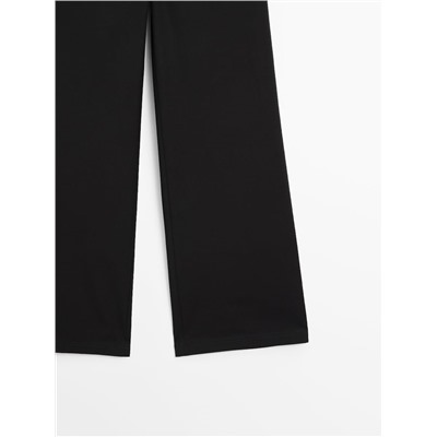 Pantalón tiro bajo recto wide leg