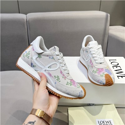Кроссовки LOEWE
