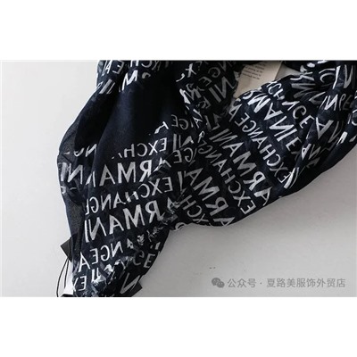 Женский шарф Arman*i Exchang*e